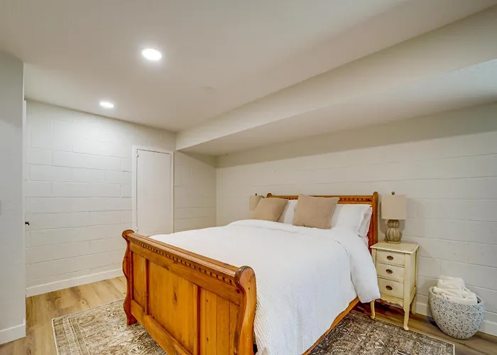 < 1 Mi To Shops: Uptown W/ Hot Tub! * Sedona